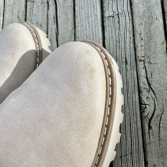 DV by Dolce Vita Gently Used Ankle Bootie Size 8 - Picture 11 of 14